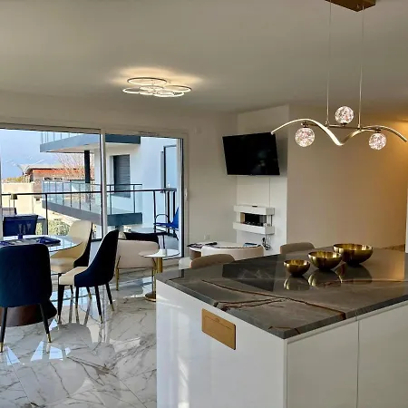 View, Luxe Vue Apartmán